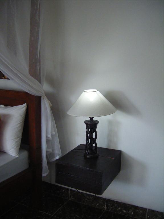 Alur Beach Homestay Amed Habitación foto