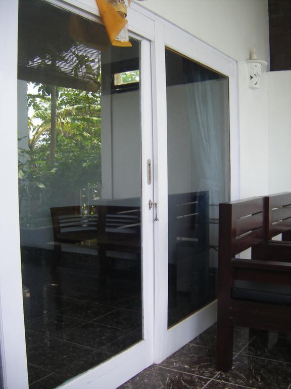 Alur Beach Homestay Amed Habitación foto
